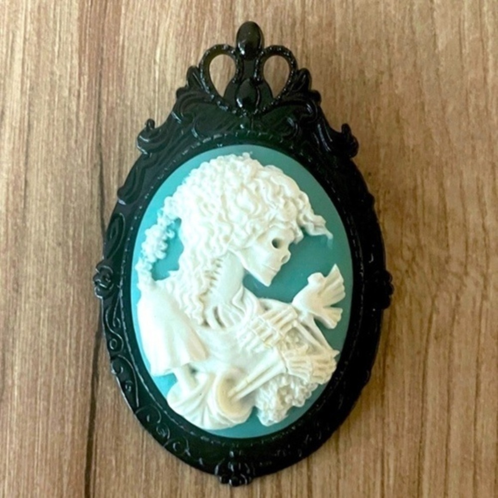 Skeleton Lady Victorian Cameo Brooch, Grannycore, Pastel Goth, Handmade, NWT